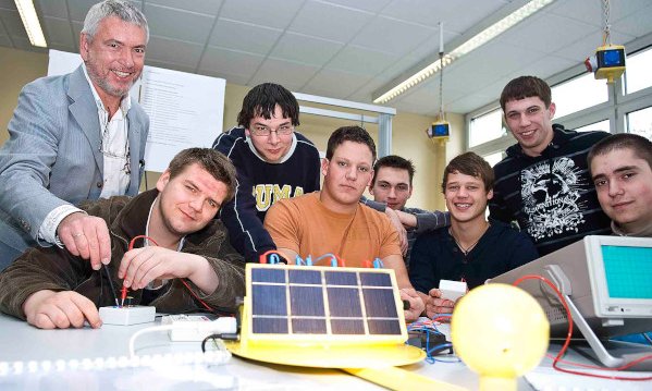 Solar-Trainer für die weiterführende Schule 